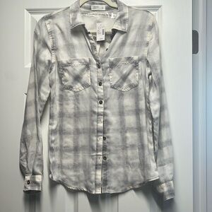 Brand New Maurice’s- Size XS - Thin Plaid Flannel